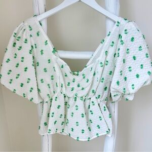 Lizard Thicket Lyn Burches White w Green Accents Peplum Puff Sleeve Top